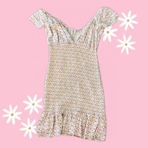 🌸FLOWER DRESS FROM WILDFABLE🌸

🌷PRICE NEGOTIABLE 🌷